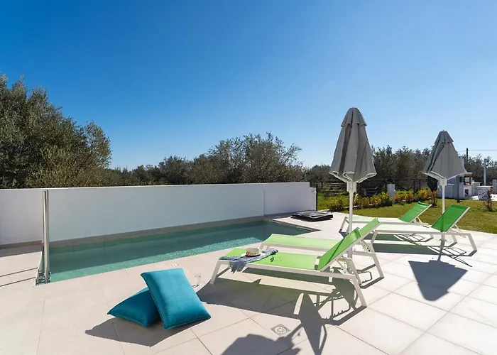 Domus Oliva بيت للعطل